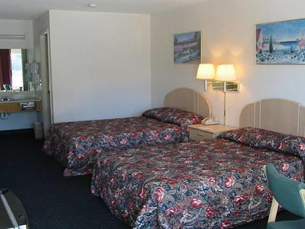 Garden Inn & Suites Metter Quarto foto